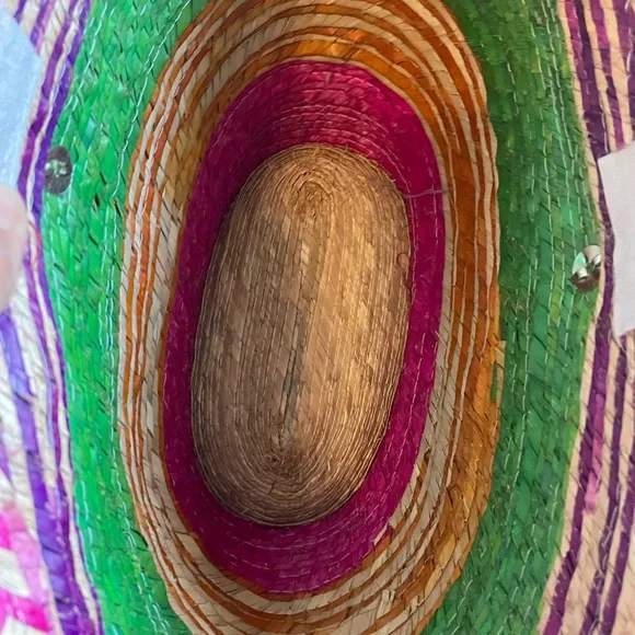 Straw Market Handmade Multicolored Mexican palm leaf Tote in gently used cond - Picture 3 of 7